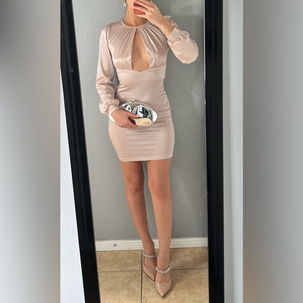 Lurelly Champagne sheen keyhole cut out longsleeve mini dress XS holiday NYE